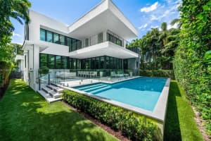 5327 N Bay Rd, Miami Beach, FL 33140, - MLS#A11663126