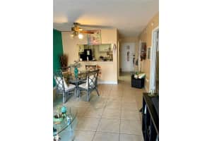 11205 SW 88th St #110a, Miami, FL 33173, Sold 11/12/24