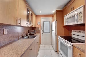 17090 Ne 14th Ave 209 North Miami Beach, FL 33162 - MLS#A11663281