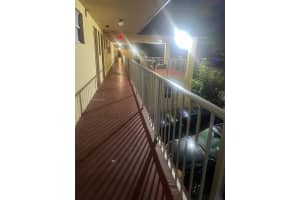 19305 Ne 2nd Ave 2318 Miami, FL 33179 - Off Market