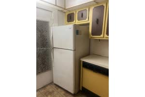 19305 Ne 2nd Ave 2318 Miami, FL 33179 - Off Market