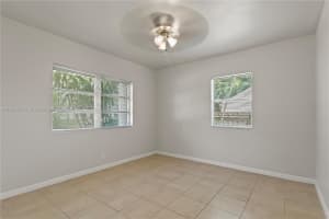 350 Colonial Rd, West Palm Beach, FL 33405, Sold 03/03/25