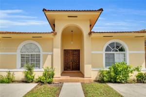 7717 W 30th Ln, Hialeah, FL 33018, Sold 11/12/24