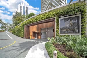 18975 Collins Ave Unit 5205, Sunny Isles Beach, FL 33160, Sold 11/01/24