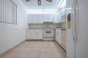 2800 Somerset Dr, Lauderdale Lakes, FL 33311, Sold 11/08/24