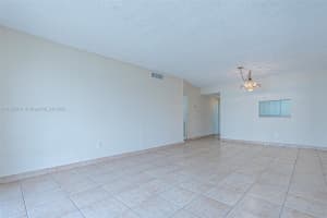 2800 Somerset Dr, Lauderdale Lakes, FL 33311, Sold 11/08/24