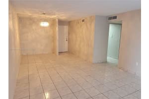 9686 Fontainebleau Blvd APT 105, Miami, FL 33172, Sold 12/23/24