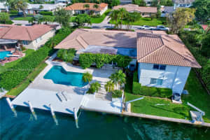 1400 NE 103rd St, Miami Shores, FL 33138, Sold 12/12/24