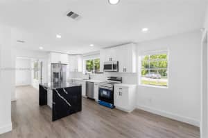 3410 NW 8th Ct, Fort Lauderdale, FL 33311, Sold 01/03/25