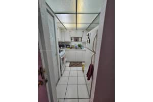 1300 W 47th Pl APT 117, Hialeah, FL 33012, Sold 10/28/24