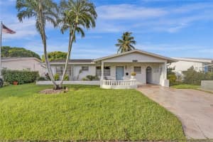 4912 NW 52nd St, Tamarac, FL 33319, Sold 01/21/25
