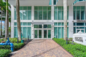 31 SE 5th St APT 1802, Miami, FL 33131, Sold 12/17/24