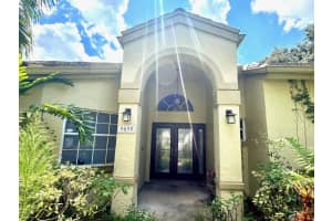 9690 NW 39th Ct, Hollywood, FL 33024, Sold 11/27/24
