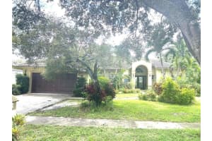 9690 NW 39th Ct, Hollywood, FL 33024, Sold 11/27/24