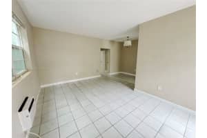 620 76th St APT 7, Miami Beach, FL 33141, Sold 04/04/25
