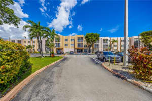 15888 SW 95th Ave APT 212, Miami, FL 33157, Sold 12/20/24