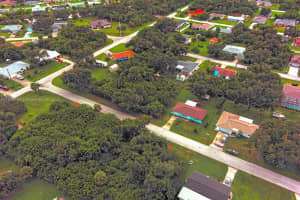 21511 Carleton Ave Port Charlotte, FL 33952 - MLS#A11664166