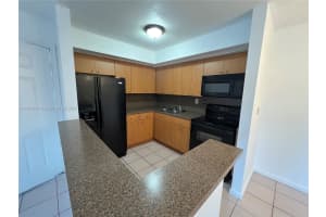 19085 NW 62nd Ave APT 108, Hialeah, FL 33015, Sold 11/25/24