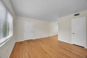 7620 SW 55th Ave APT B, Miami, FL 33143, Sold 01/06/25