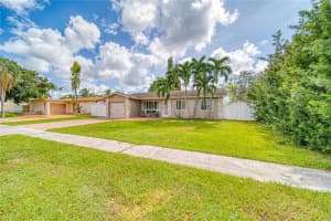 1211 NW 96th Terrace, Pembroke Pines, FL 33024, - MLS#A11664291