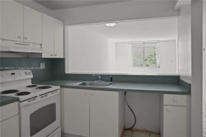 1250 NE 125th St APT 208C, North Miami, FL 33161, Sold 11/15/24