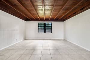 6760 Franklin St, Hollywood, FL 33024, Sold 12/18/24