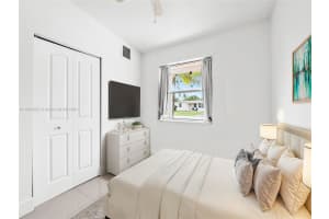 1765 NE 50th St, Pompano Beach, FL 33064, Sold 01/28/25