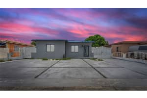 242 E 16th St, Hialeah, FL 33010, Sold 12/02/24