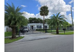 1269 NE 145th St, Miami, FL 33161, Sold 05/22/25
