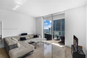 1060 Brickell Ave APT 3305, Miami, FL 33131, Sold 12/10/24