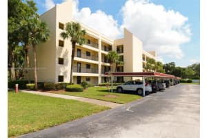 11485 Oakhurst Rd APT B304, Largo, FL 33774, Sold 10/30/24