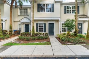 184 SW 96th Terrace, Plantation, FL 33324, Sold 11/14/24