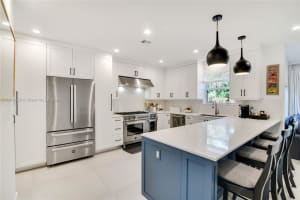 9481 Bay Dr, Surfside, FL 33154, Sold 02/10/25