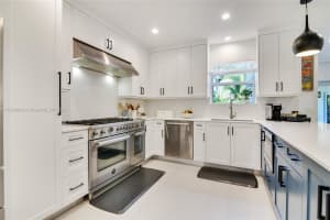 9481 Bay Dr, Surfside, FL 33154, Sold 02/10/25
