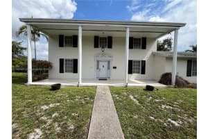 8901 SW 88th St, Miami, FL 33176, Sold 07/11/25