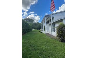 8901 SW 88th St, Miami, FL 33176, Sold 07/11/25