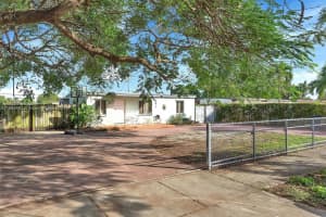 10045 SW 51st Terrace, Miami, FL 33165, Sold 04/28/25