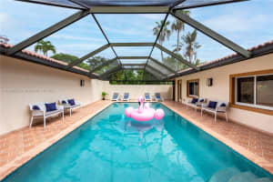 780 SW 66th Ave, Plantation, FL 33317, Sold 11/19/24