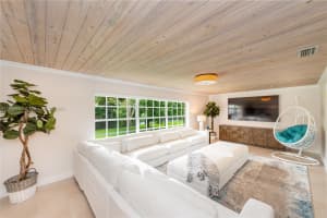 780 SW 66th Ave, Plantation, FL 33317, Sold 11/19/24