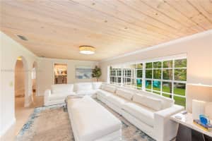 780 SW 66th Ave, Plantation, FL 33317, Sold 11/19/24
