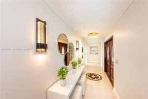 780 SW 66th Ave, Plantation, FL 33317, Sold 11/19/24