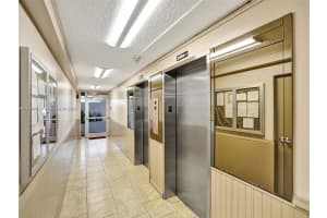 1251 NE 108th St APT 114, Miami, FL 33161, Sold 01/22/25