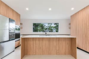 7624 SW 178th Terrace, Palmetto Bay, FL 33157, Sold 04/30/25
