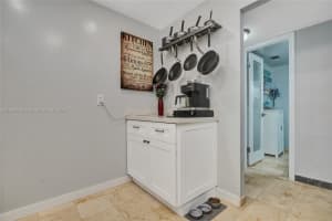 1800 N Andrews Ave APT 4K, Fort Lauderdale, FL 33311, Sold 11/08/24