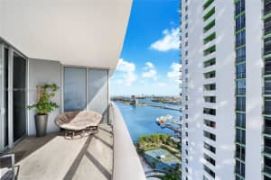 488 NE 18th St, Miami, FL 33132, Sold 08/15/25