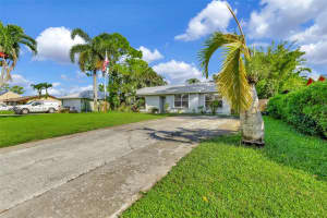 5277 Pine Tree Dr, Delray Beach, FL 33484, Sold 11/15/24