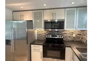 8100 Sunrise Lakes Blvd APT 203, Sunrise, FL 33322, Sold 01/09/25