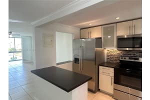 8100 Sunrise Lakes Blvd APT 203, Sunrise, FL 33322, Sold 01/09/25
