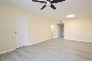 2821 Somerset Dr 309, Lauderdale Lakes