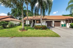 7037 Marlberry Ln, Tamarac